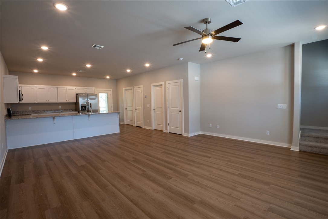 Fayetteville Outlots - Residential Lease