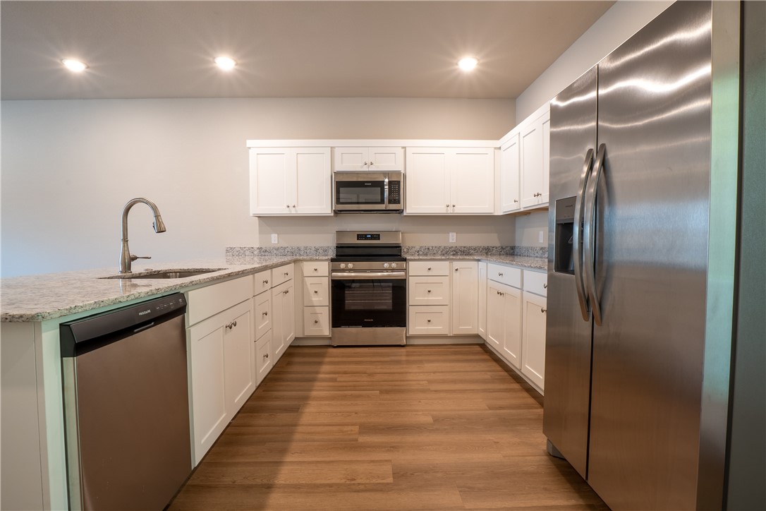 Fayetteville Outlots - Residential Lease