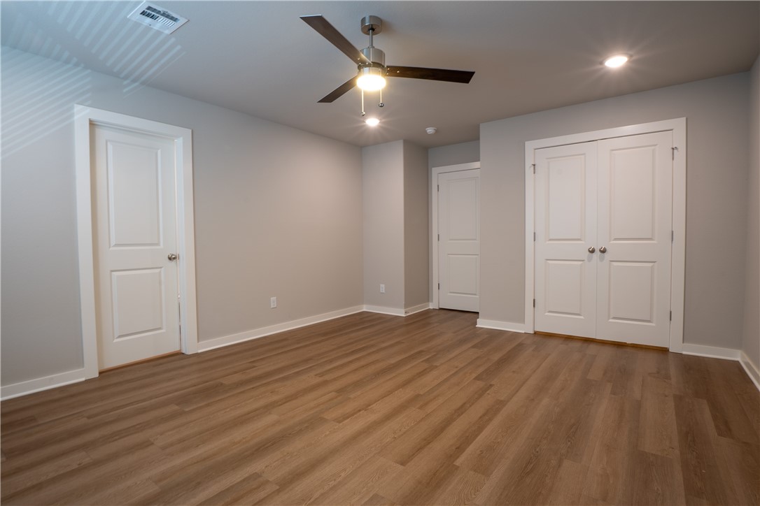 Fayetteville Outlots - Residential Lease