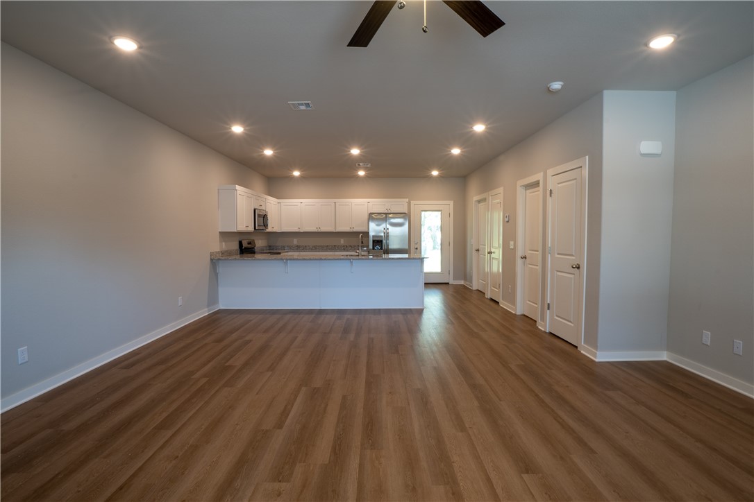 Fayetteville Outlots - Residential Lease