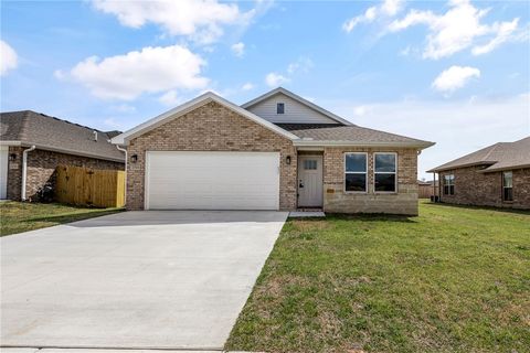 Photo of 1713 Edwards Street, Pea Ridge, AR 72751 (MLS # 1341720)