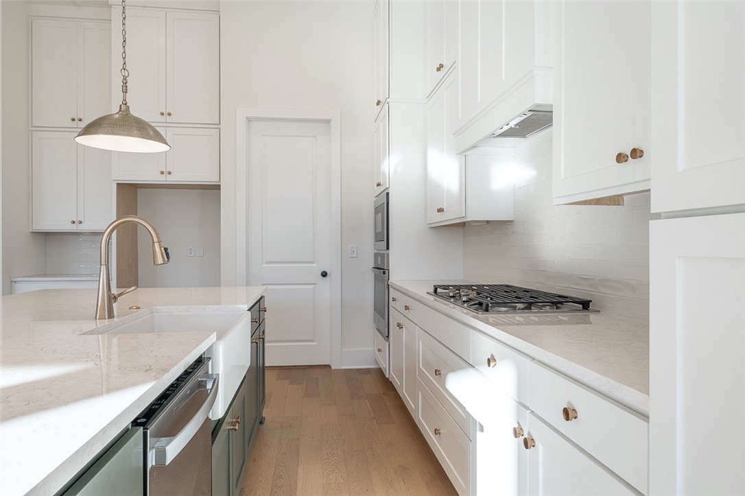 EVENING STAR SUB PH 1-ROGERS - Residential