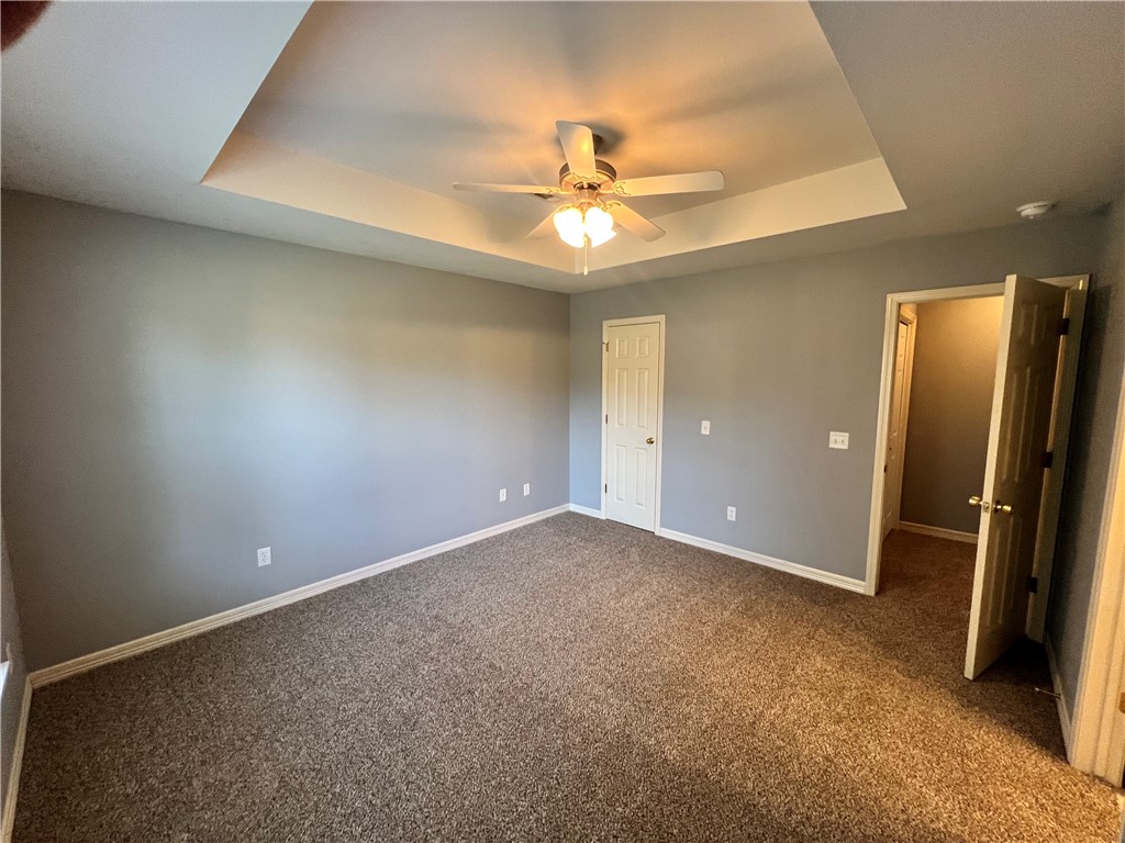 Blue Spgs Village - Residential Lease