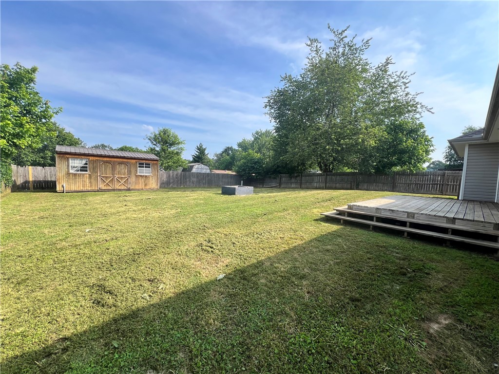 Blue Spgs Village - Residential Lease