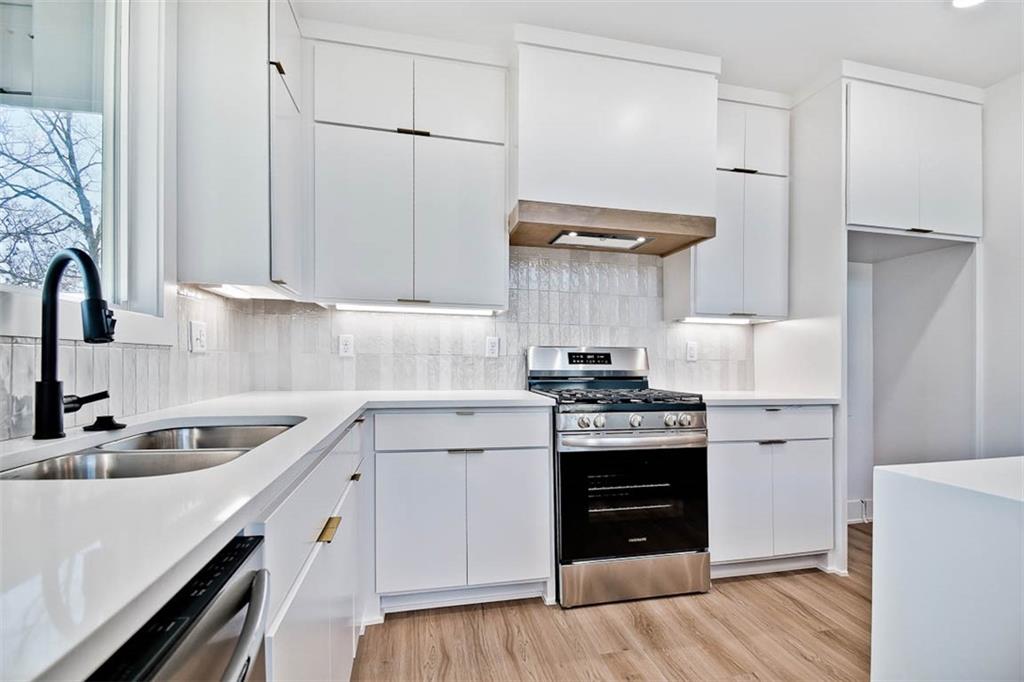 Westbrook Sub Bvv - Residential Lease