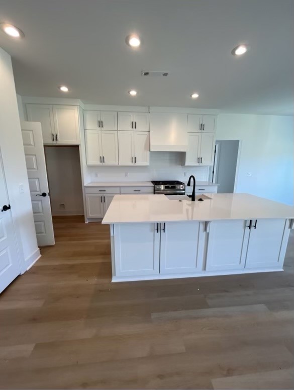 Collins Cove - Residential Lease