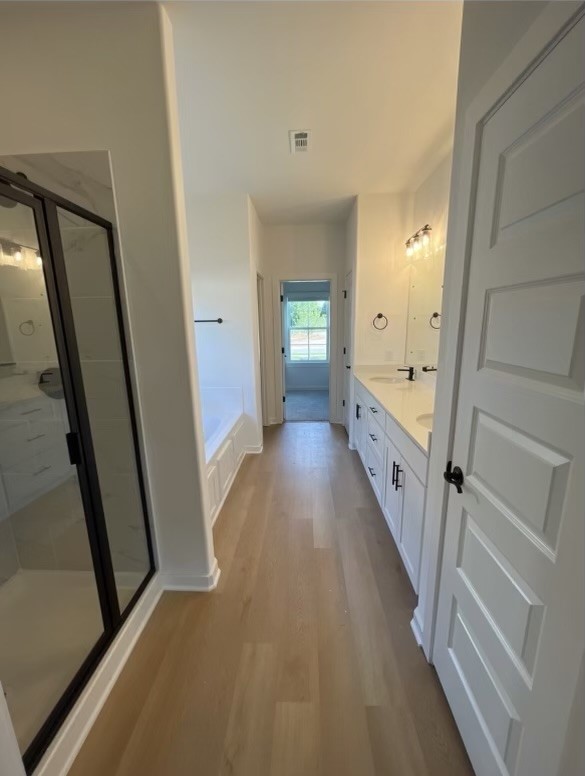 Collins Cove - Residential Lease