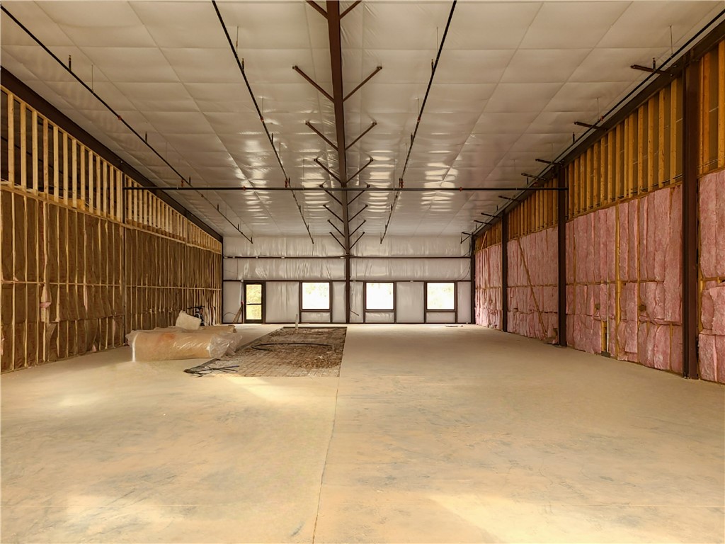 Farmington Outlots - Commercial Lease