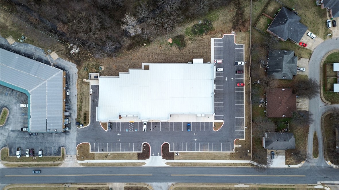 Farmington Outlots - Commercial Lease