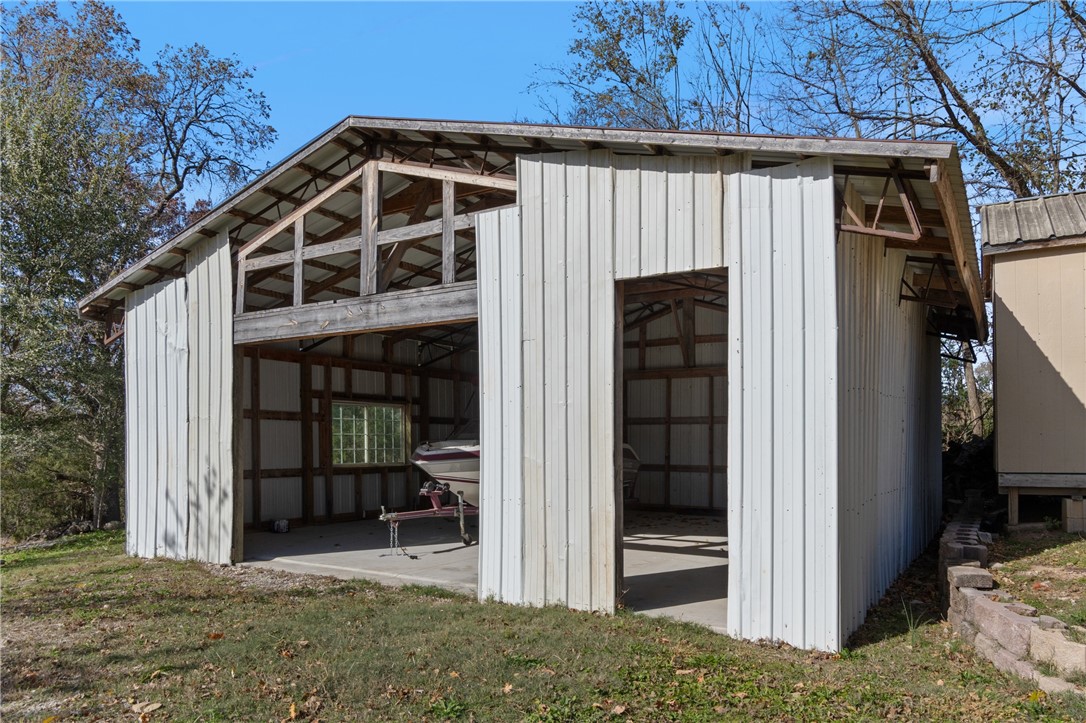 Hillsubdivision - Residential