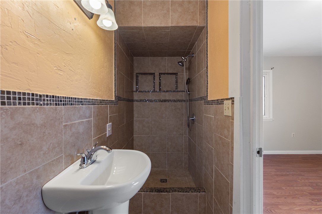 Hillsubdivision - Residential