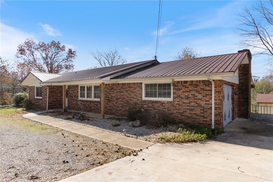 Hillsubdivision - Residential