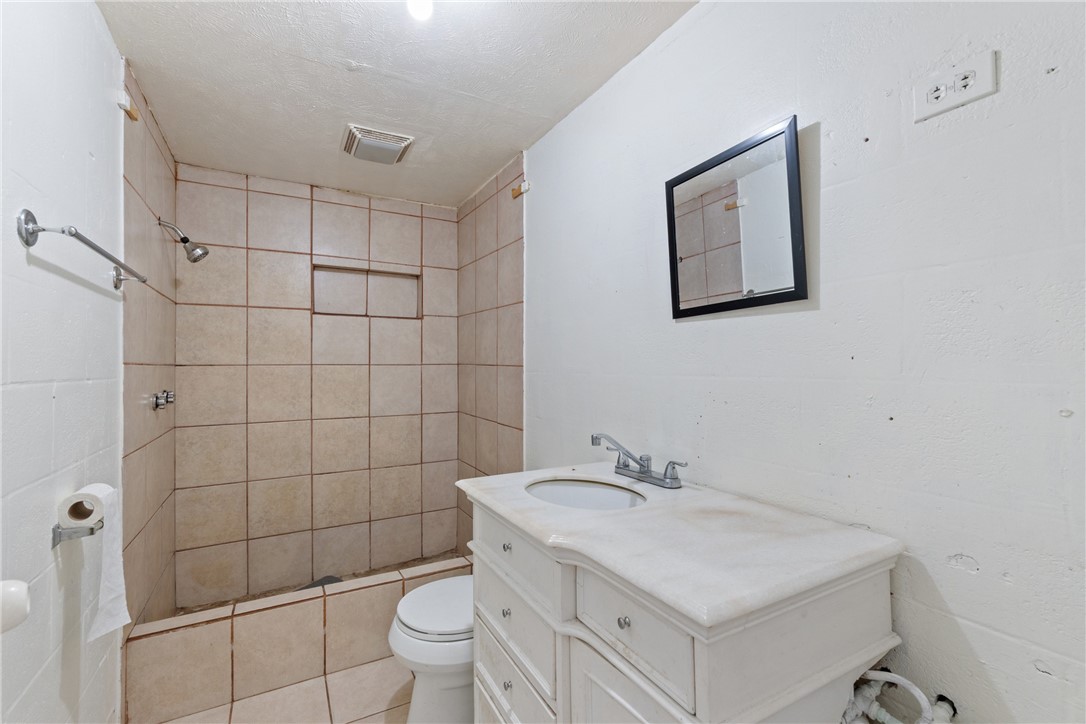 Hillsubdivision - Residential