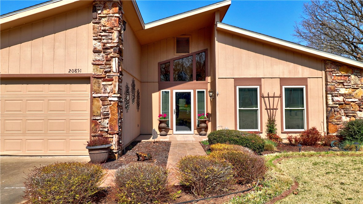 Blue Spgs Village - Residential