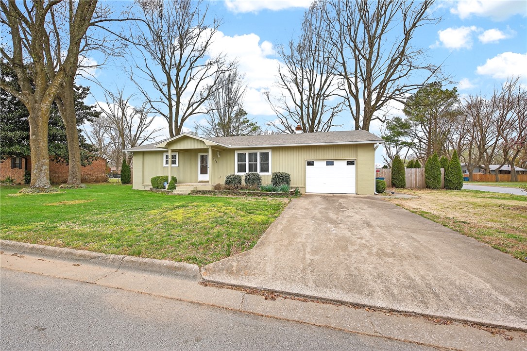 Country Acres Unit 2 Pea Ridge - Residential