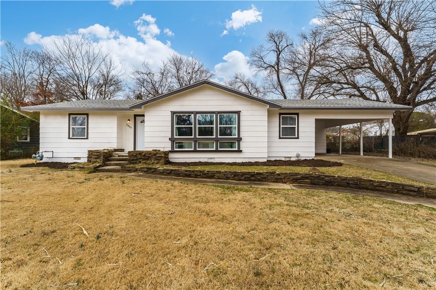 Completely Remodeled Home Near the University of Arkansas!
Welcome to 2300 W Holly St, Fayetteville, AR! This stunning, fully remodeled home is move-in ready and perfectly located just minutes from the University of Arkansas, shopping, dining, and everything Fayetteville has to offer.
Step inside to find a spacious, open-concept layout featuring a formal dining area, a beautifully updated kitchen, and a large living room perfect for entertaining. The generously sized bedrooms provide plenty of space to relax, while the modern finishes throughout add a fresh, stylish touch.
Out back, you’ll love the big backyard—ideal for gatherings, pets, or simply enjoying the outdoors. Whether you’re looking for a personal home or a fantastic investment property, this one has it all!
Don’t miss out on this rare find in an unbeatable location. Schedule your showing today!