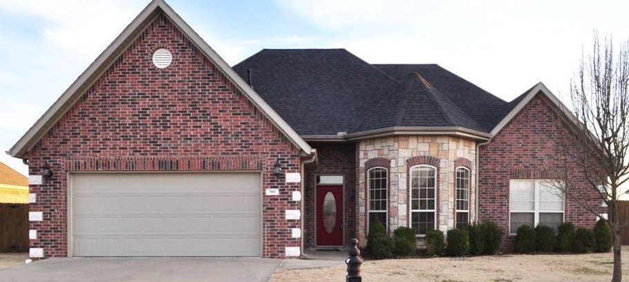 A beautiful family home in a very nice area of Prairie Grove. All brick exterior home features 3 bedrooms & 2 full baths. Granite counter tops, whirlpool with separate shower in master, gas log fireplace and so much more. New roof. Nice above ground pool.