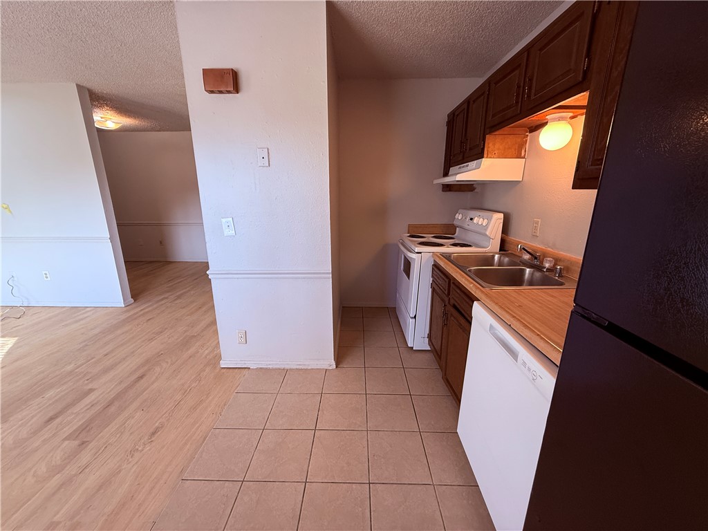 Foxfire Apartments - Residential Lease