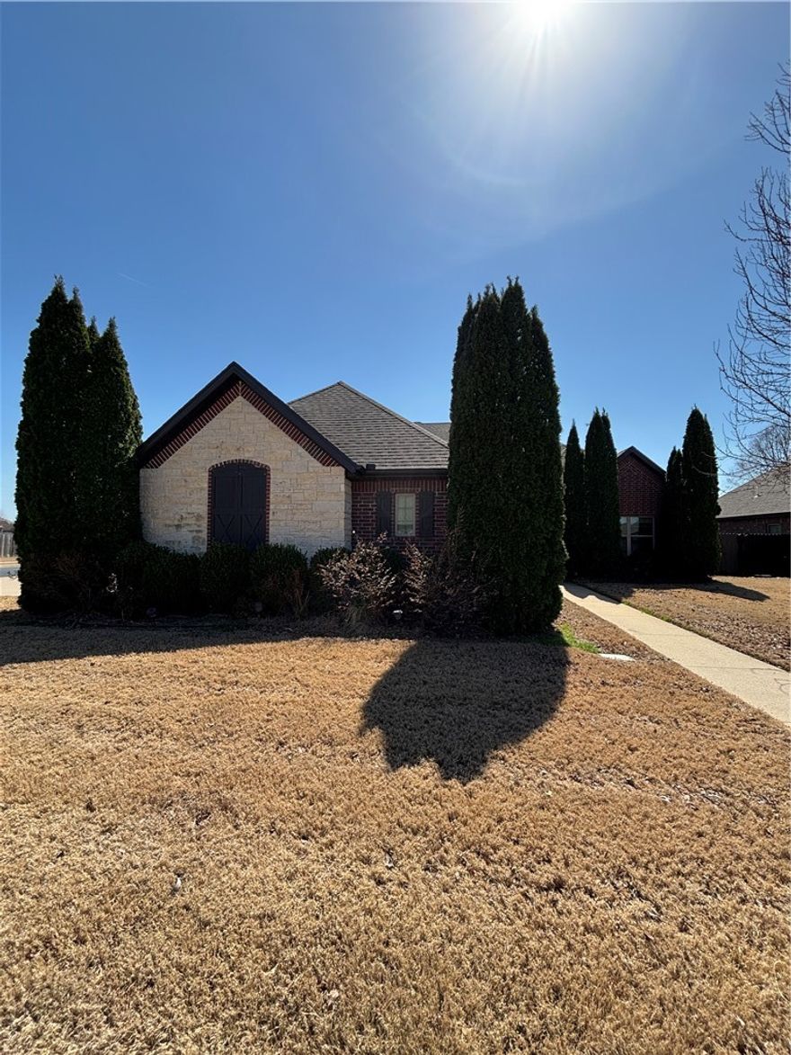 Great house in wonderful location.  3 bedrooms downstairs, one bedroom upstairs, office, media room, 3 car garage and a large back yard.  Property comes with fridge, fully fenced yard and central vac.  Get it before it's gone!