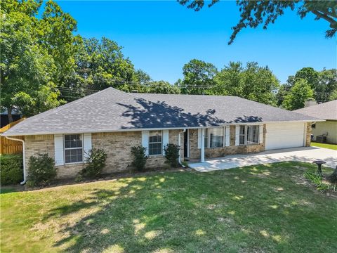 Photo of 8217 Meadow Drive, Fort Smith, AR 72908 (MLS # 1356603)