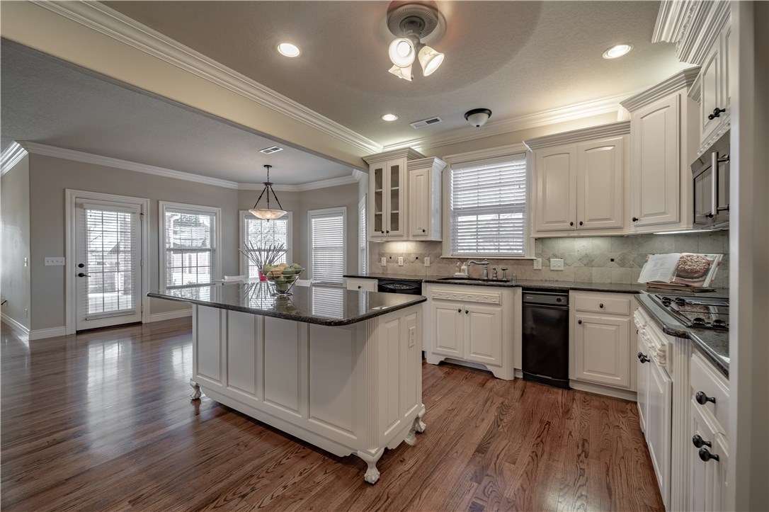 Pinnacle Golf & Cc - Residential