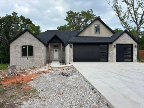 Photo of 41 Coalburn Drive, Bella Vista, AR 72715 (MLS # 1344385)