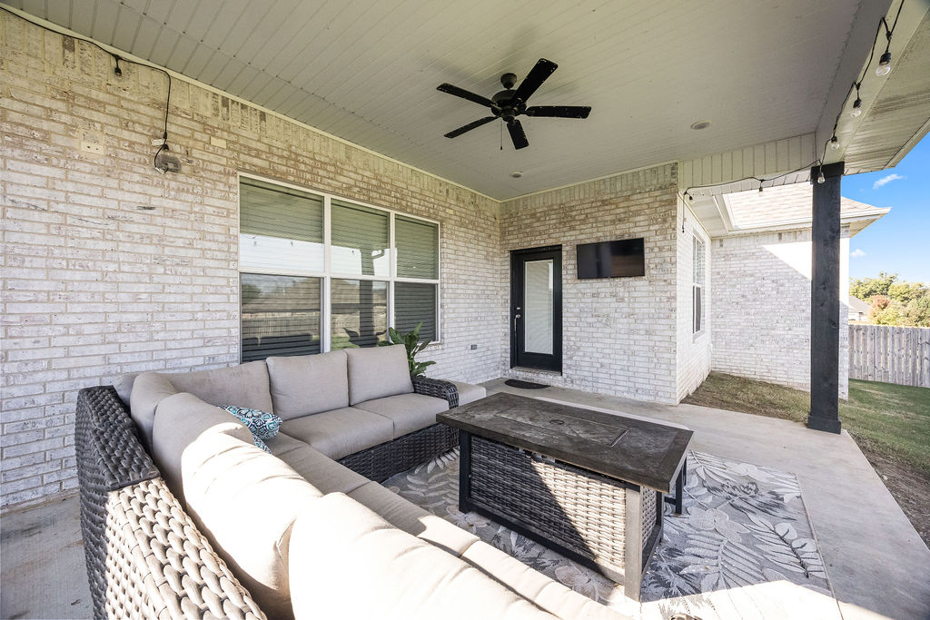 Creekside Sub Ph 2 Centerton - Residential