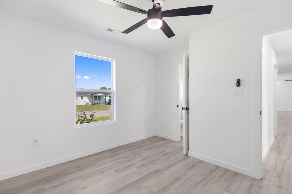Bishop Manor Rogers - Residential