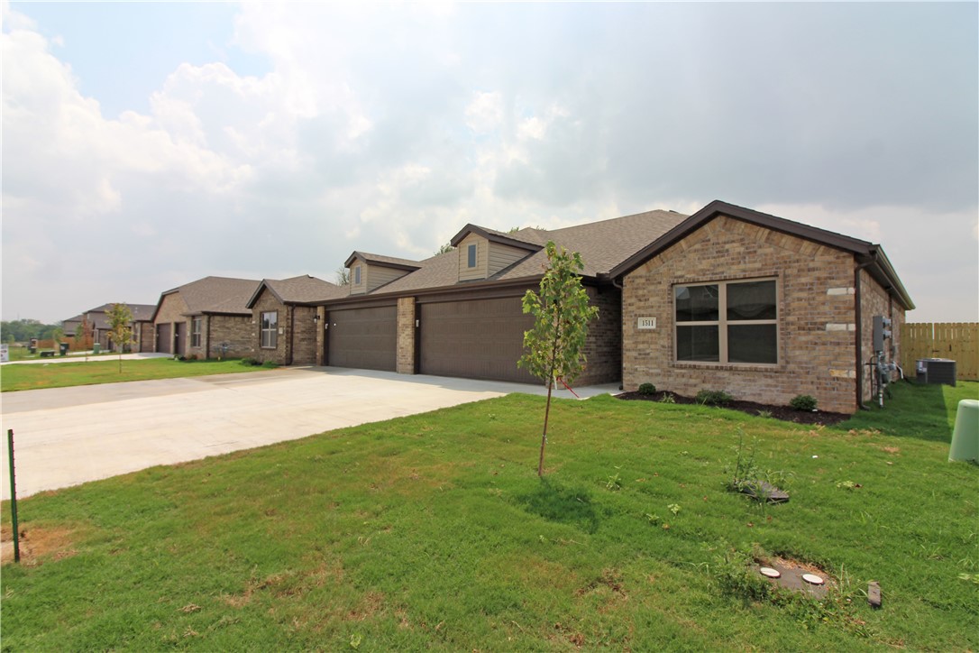 Kimmel Ridge Sub Centerton - Residential Lease