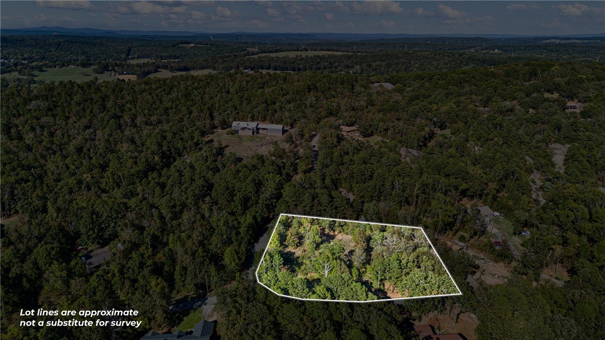 751 Lake Ridge