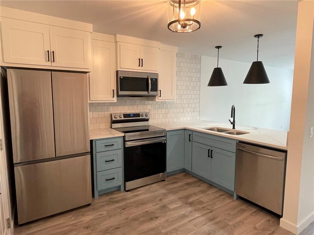 DURHAM PLACE-BENTONVILLE - Residential Lease
