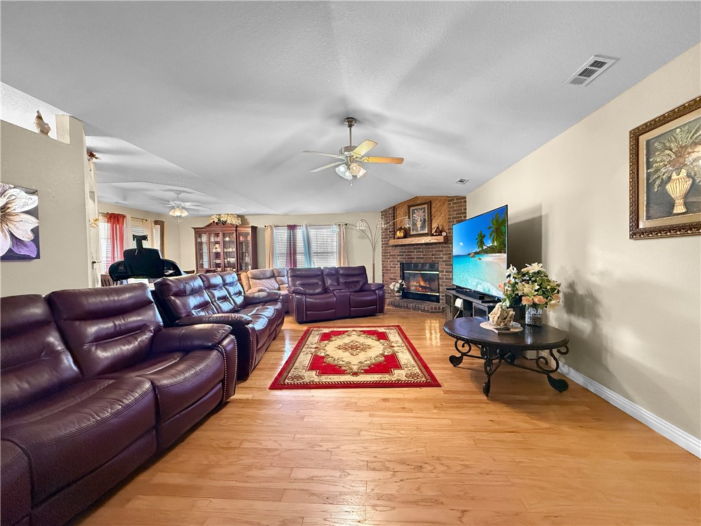 Kings Pointe Ph 1 Rogers - Residential