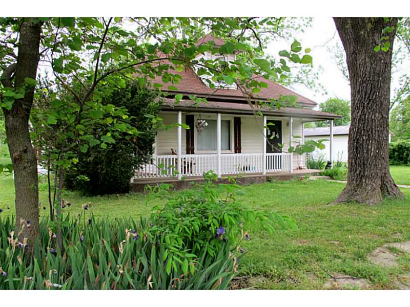 Just about 3 acres, would make a great place for small number of livestock. Land is level and has lush grass growing. House is in decent condition, but needs roof immediately.