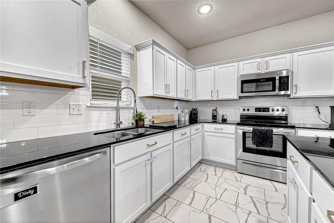 Coves IV - Residential