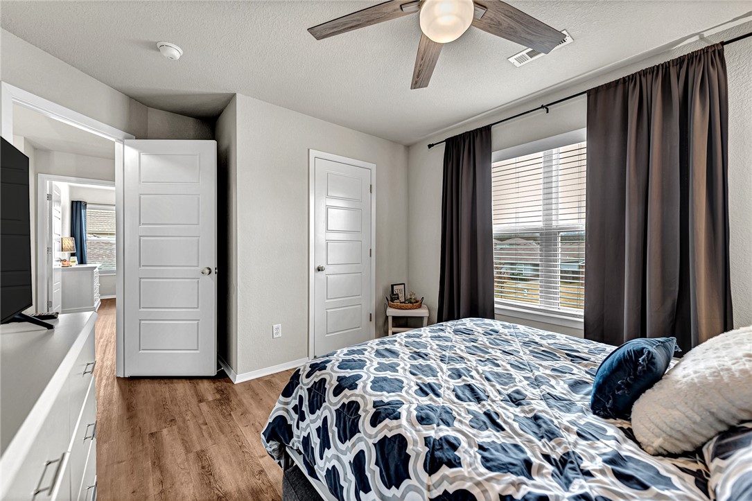 Coves IV - Residential