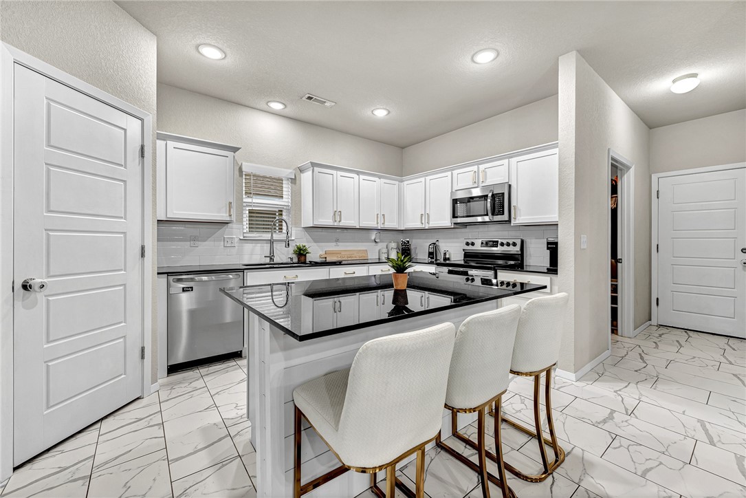 Coves IV - Residential