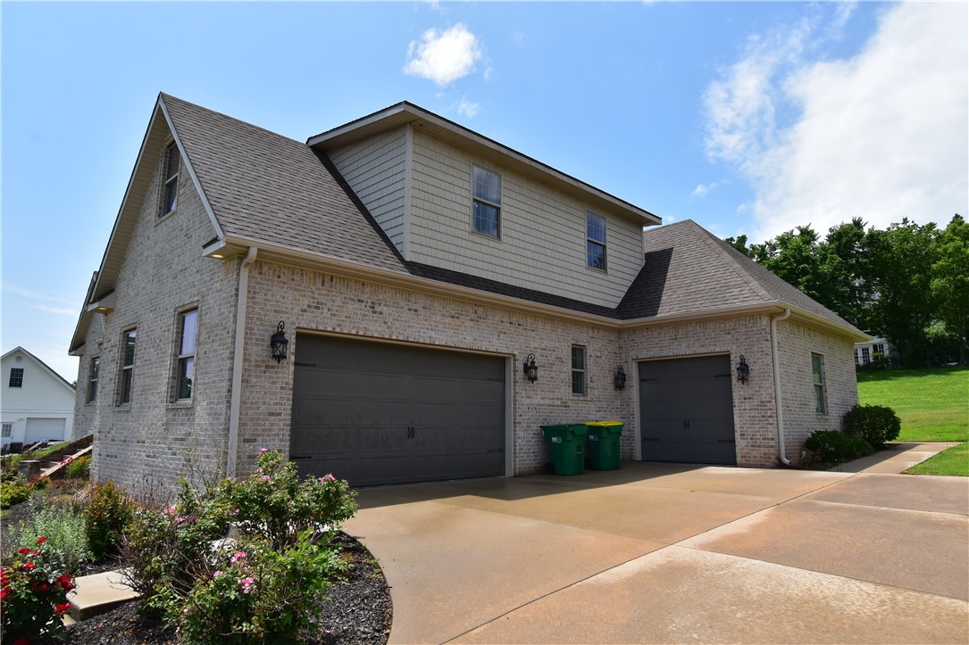 McKissic Creek Estate Centerton - Residential