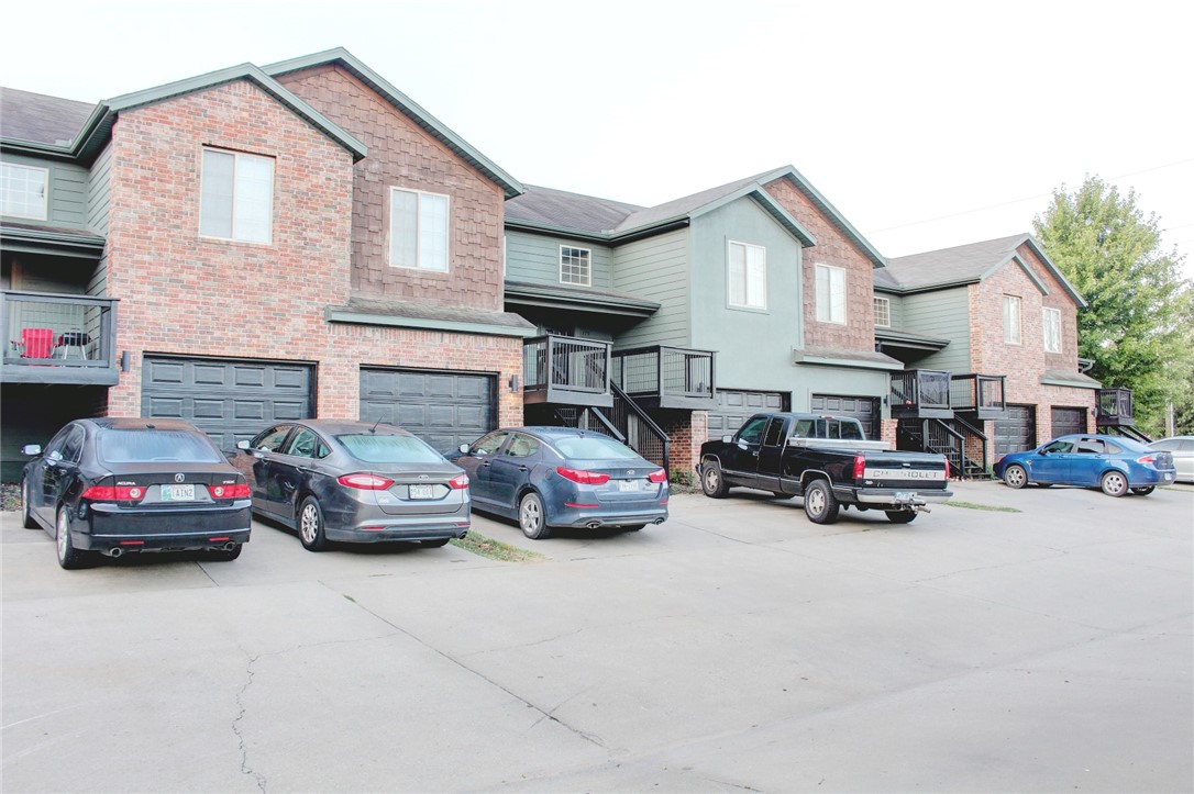 Fayetteville Outlots - Residential Lease