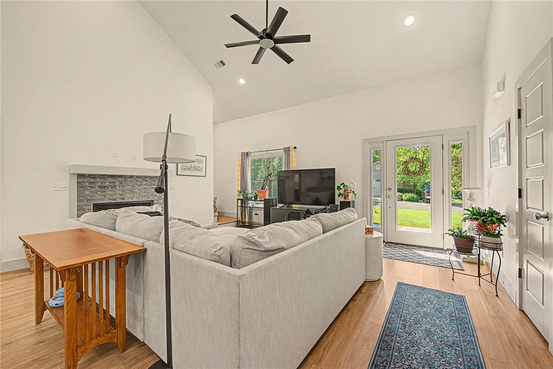Angus Sub Bvv - Residential