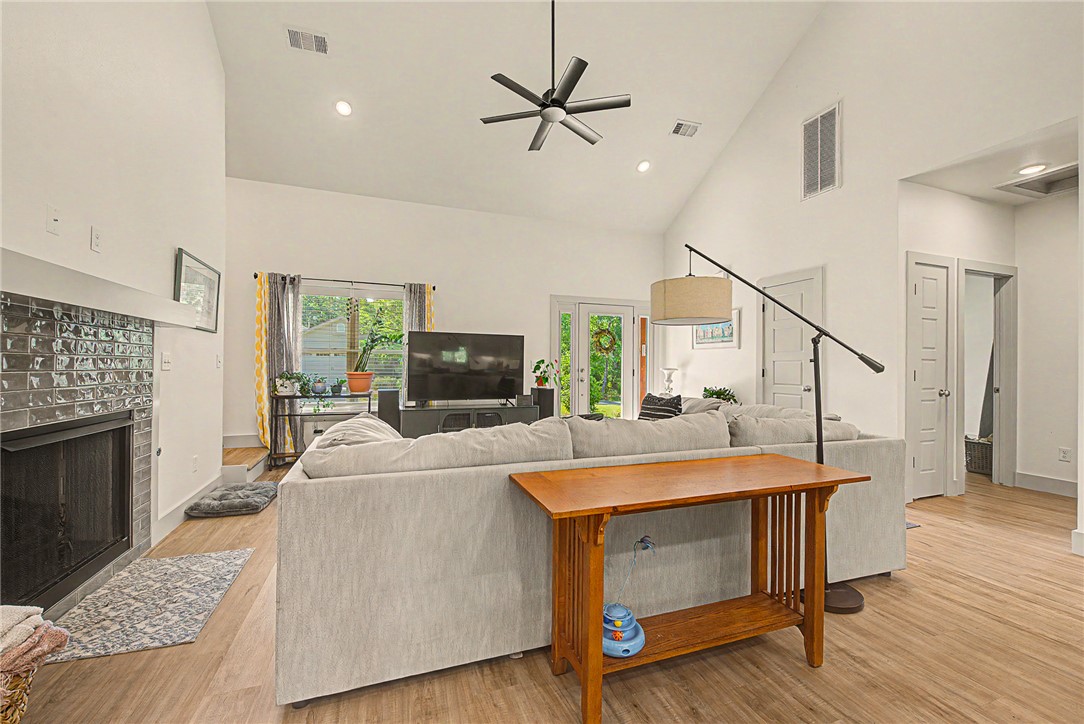 Angus Sub Bvv - Residential