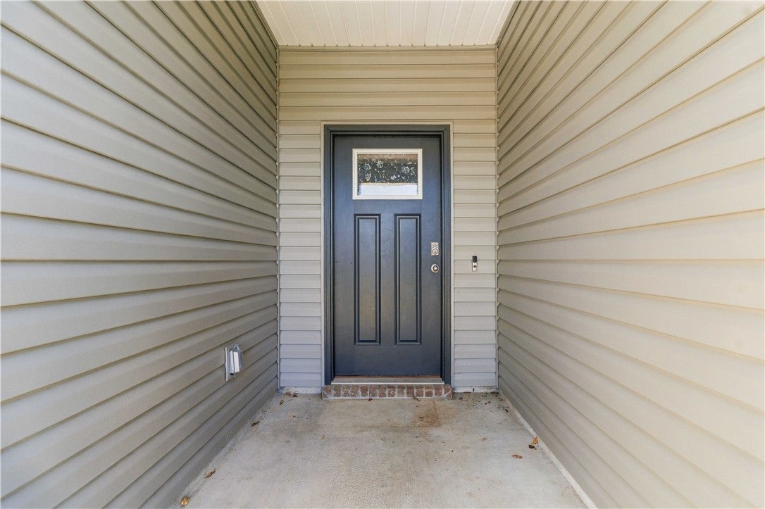 501 Cattleman Lane