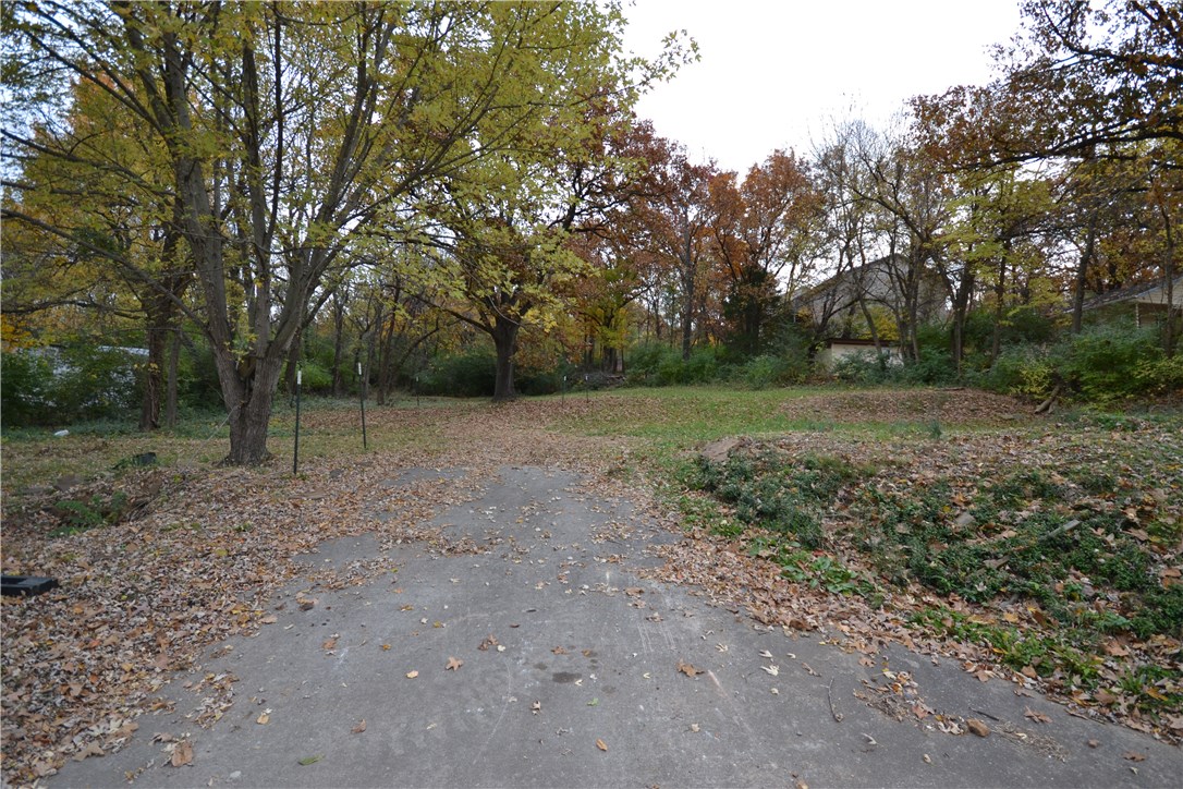 Huge opportunity to develop in an awesome location and priced to sell! Would be great for student housing! 2 lots included with a total of .43 acres. Currently zoned rsf4 but could possibly be rezoned for multi family.
****Pending sale but taking back up offers.
