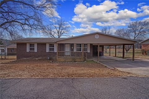 Photo of 205 Cloos Circle, Ozark, AR 72949 (MLS # 1337373)