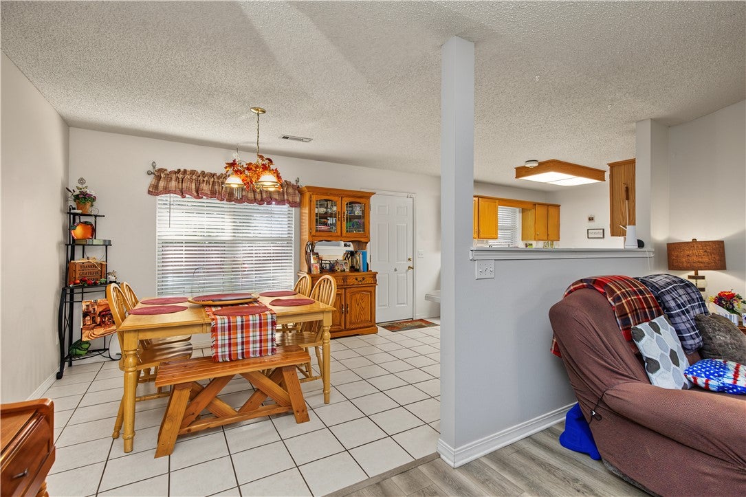 3839 Derrick Lane