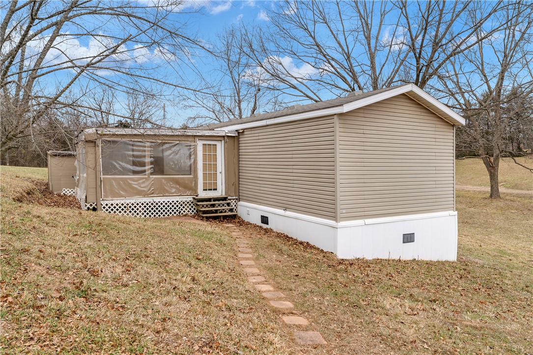 ROLLING HILLS ESTATES - Residential