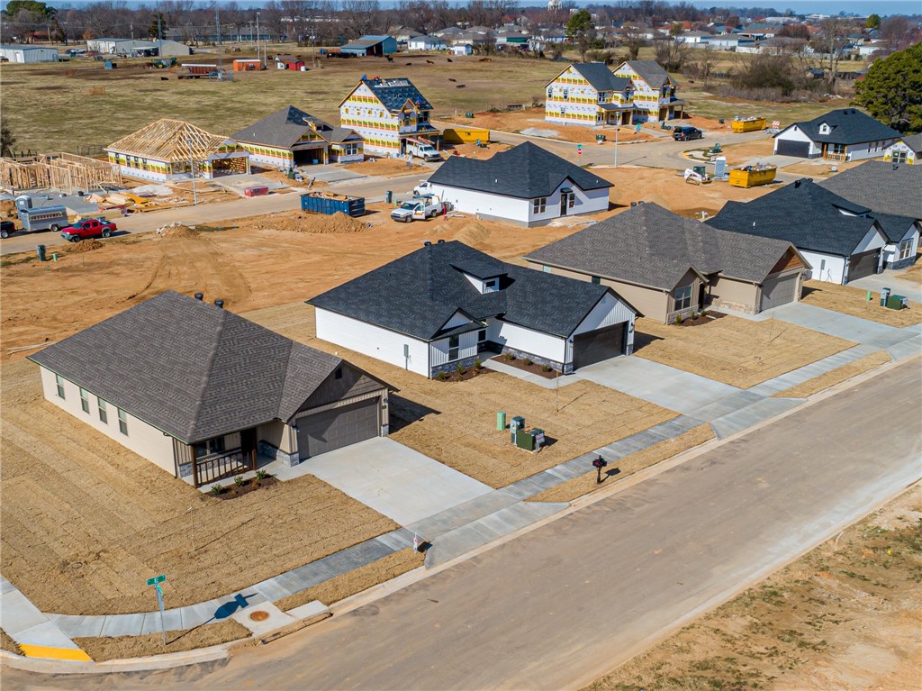 Beautiful new construction. The Rachel plan features a large living room with vaulted ceilings and beams, custom cabinetry, granite counters, subway tile backsplash, and wood-look tile flooring. The master bedroom features a large bathroom, walk-in closets, and vaulted ceiling with beams! Walking distance to Russell Jones Elementary and Kirksey Middle School. Choose your finishes!