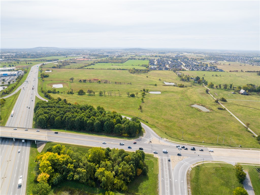 MILLS FARM COMMERCIAL-ROGERS - Land