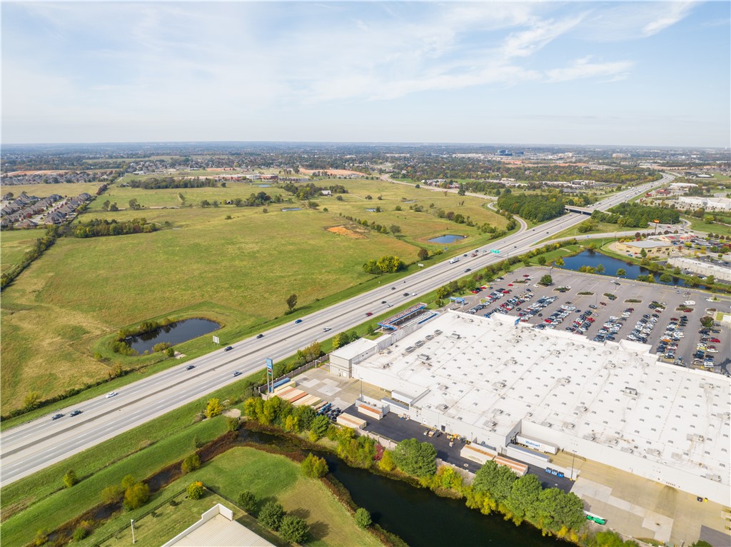 MILLS FARM COMMERCIAL-ROGERS - Land