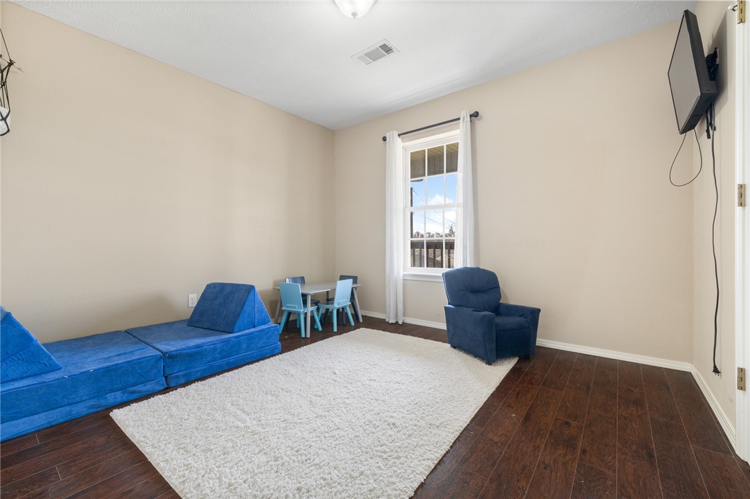 Emma Flats Sub PH IV - Residential