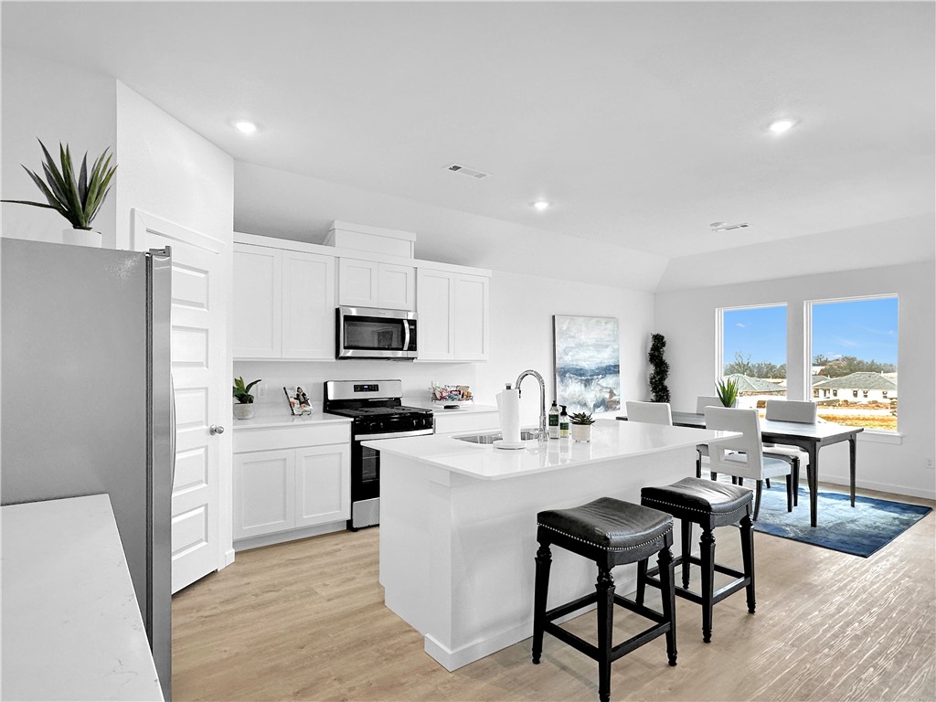 HUDSON HEIGHTS - Residential